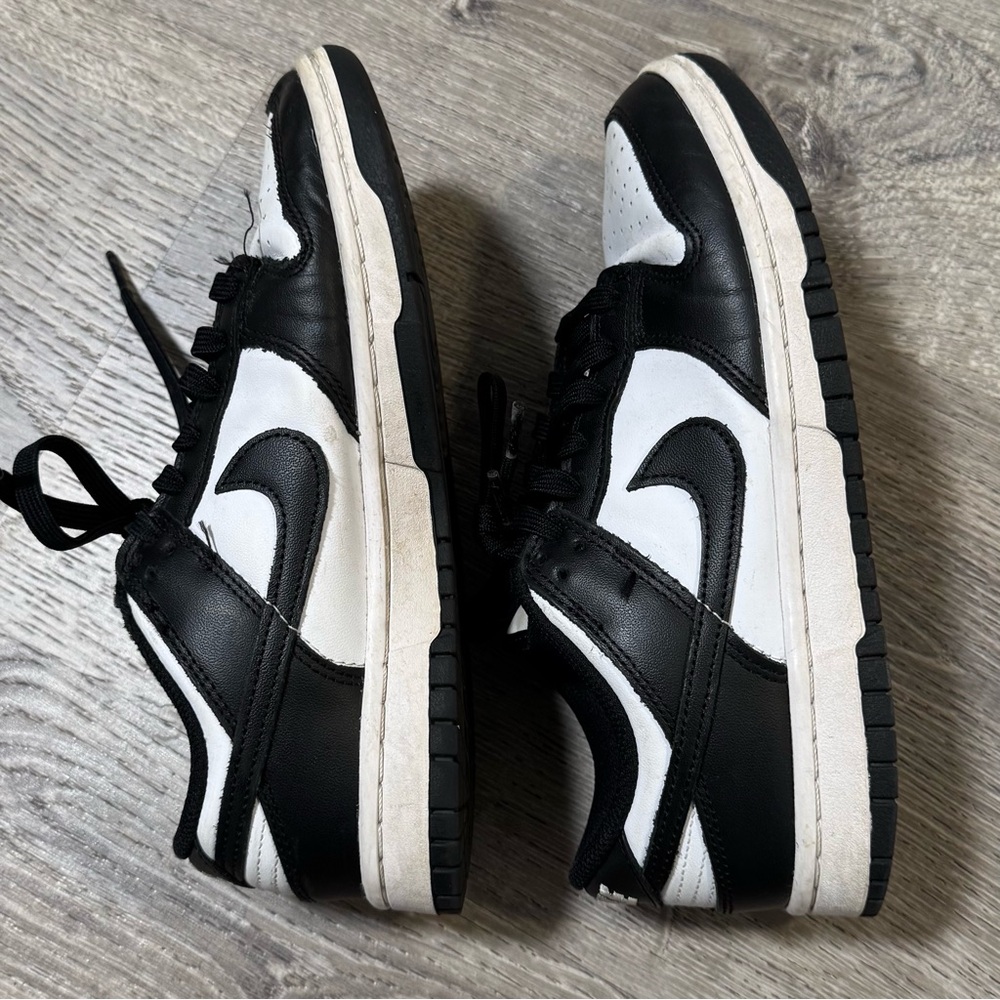 Nike Panda Dunks Size 6.5Y - Picture 6 of 11